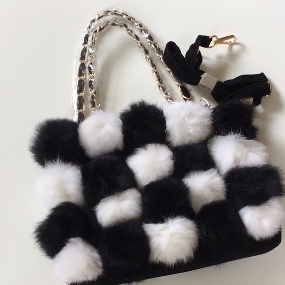 Handbags - Cute checkered purse Black/White new